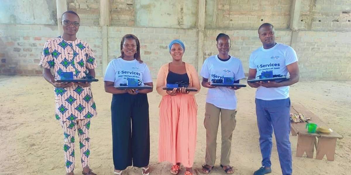 Au Bénin, Emmaüs Connect met en place trois projets innovants d’inclusion numérique